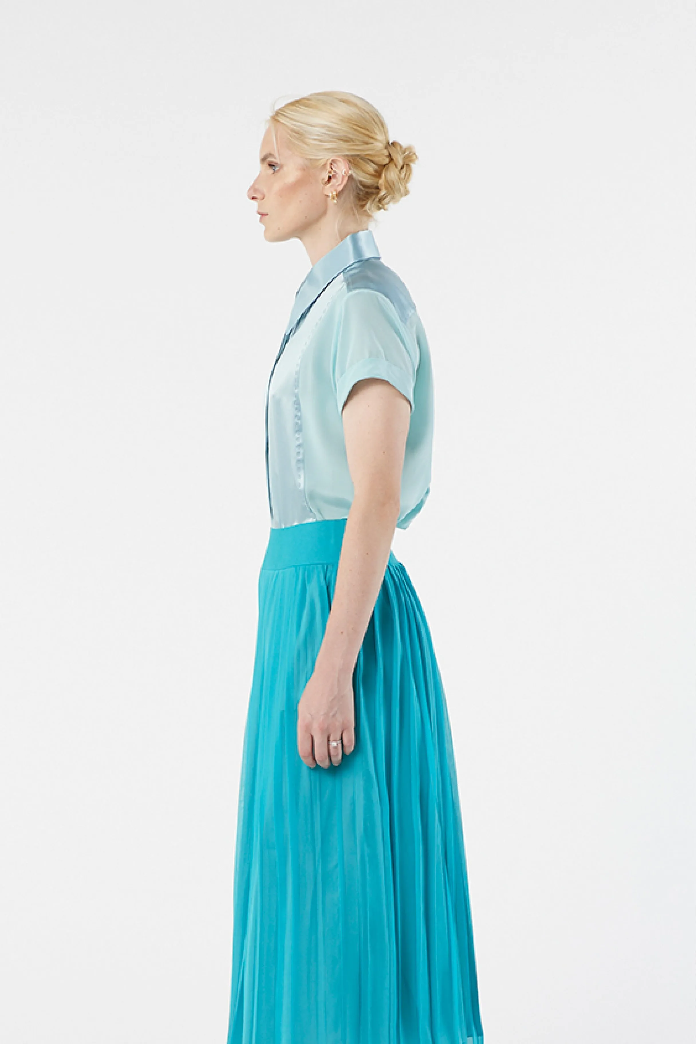 LOCKY mist blue - silk shirt
