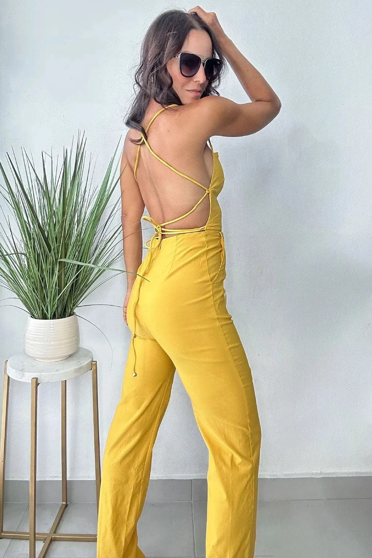 Stretch Fabric Sleeveless Crisscrossed Back Jumpsuit