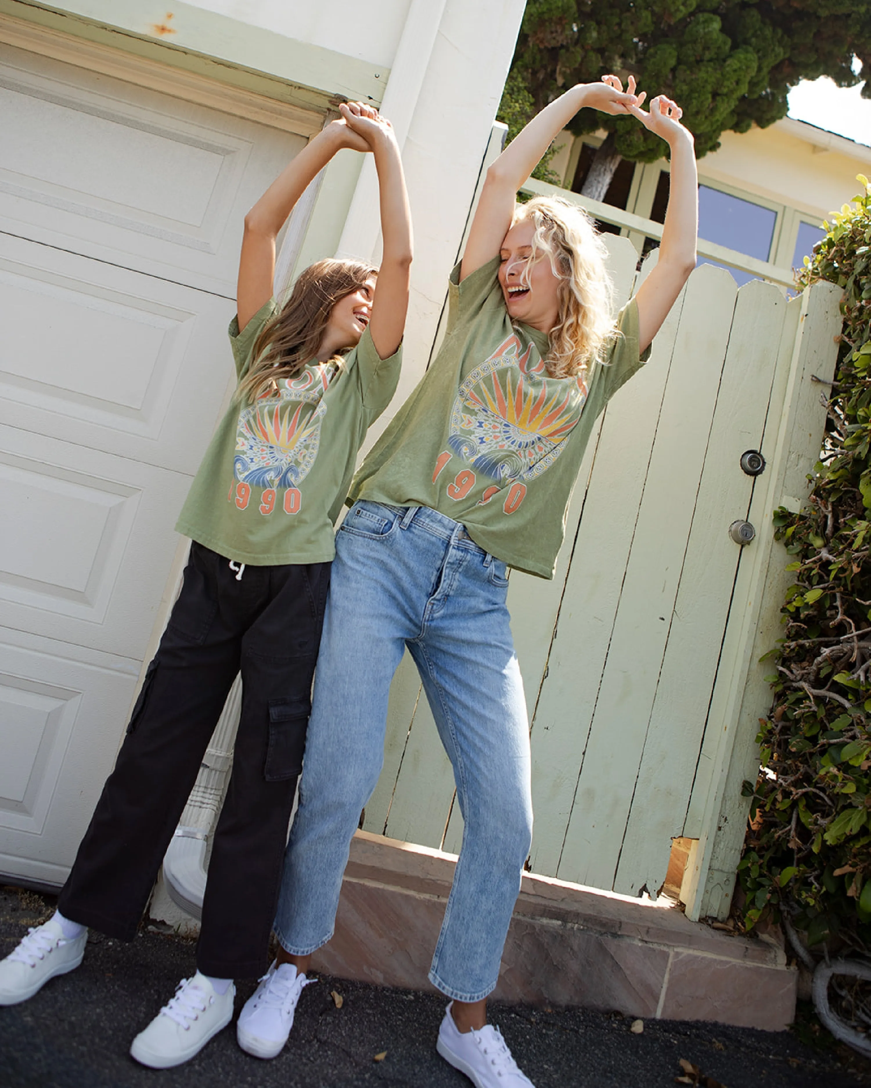 Surfs Up Short Sleeve T-Shirt - Oil Green