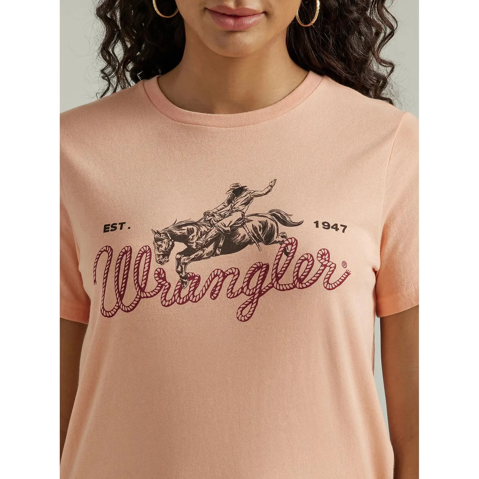 WOMEN'S WRANGLER WESTERN GRAPHIC REG FIT TEE IN SALMON